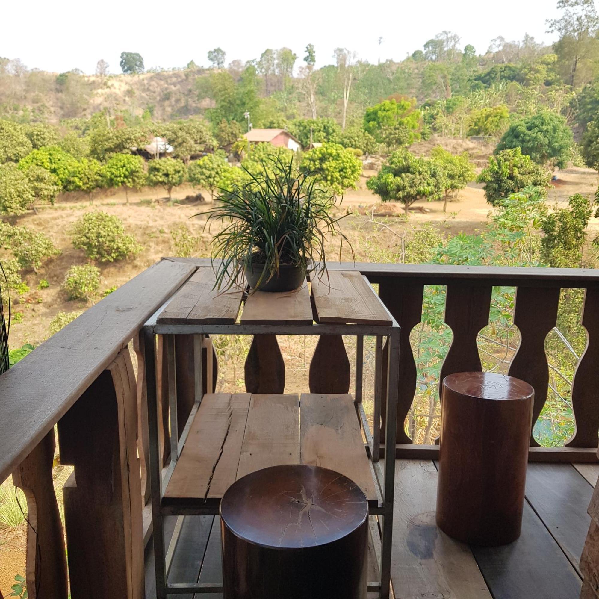 Albergue Banlung Mountain View Treks & Tours Exterior foto