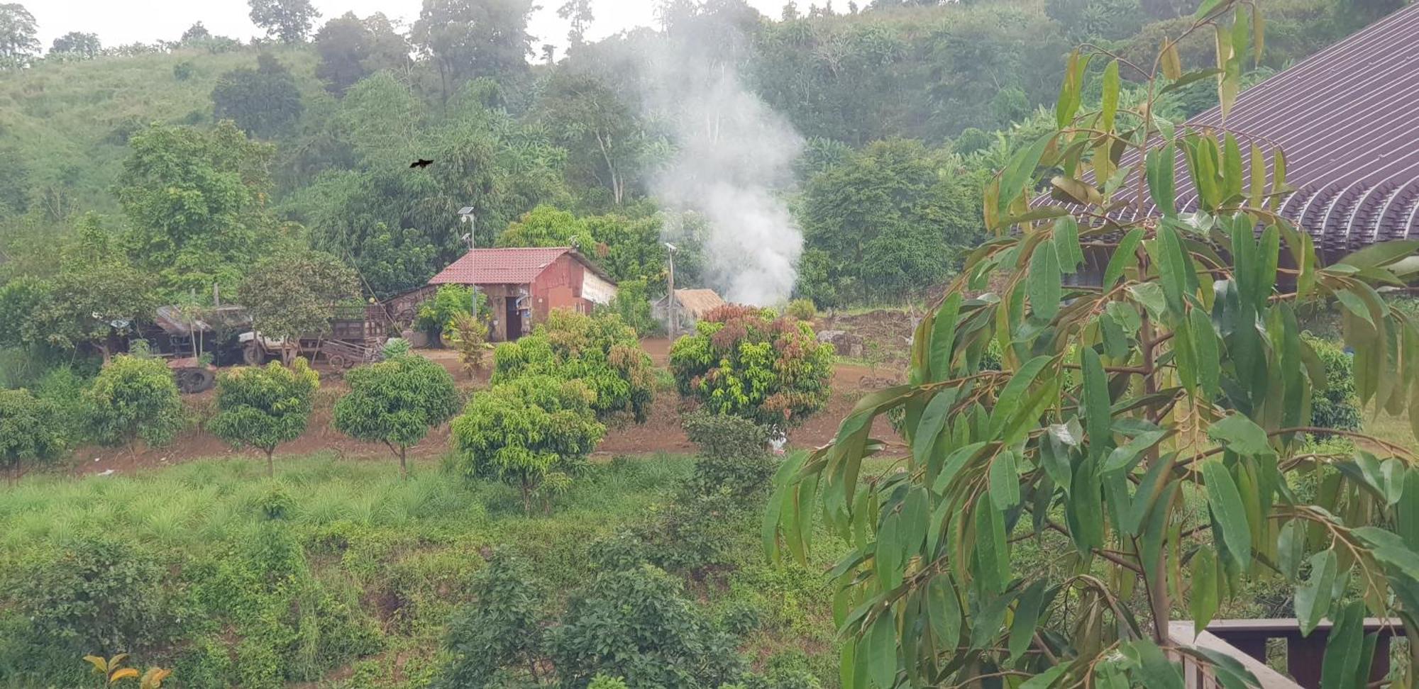 Albergue Banlung Mountain View Treks & Tours Exterior foto